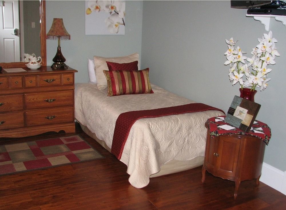 كيلوانا Chesterfield Inn المظهر الخارجي الصورة